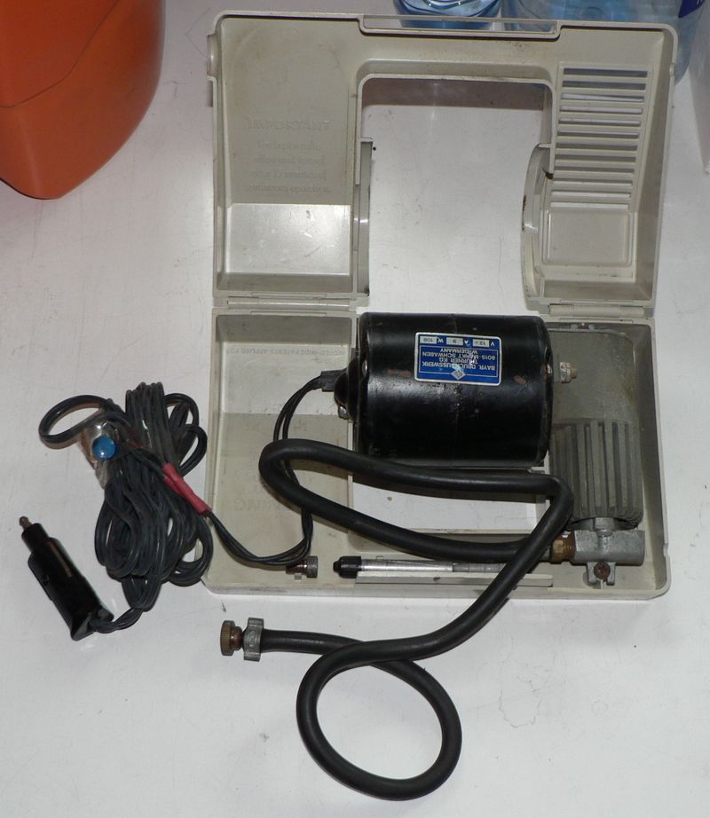 FS Air Compressor/Spare Tire Pump from a 1974 911 Pelican Parts Forums