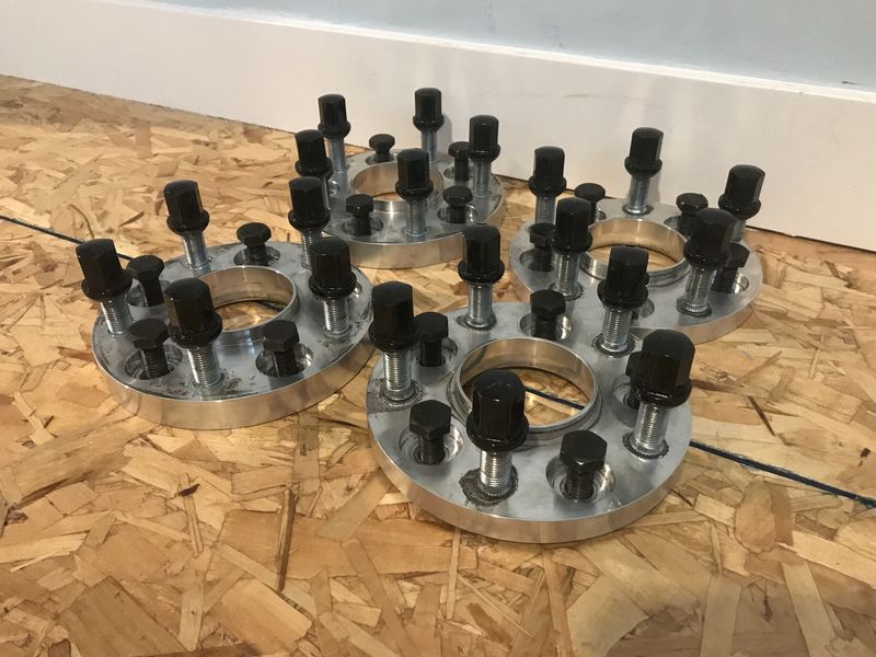 Porsche Wheels to BMW Hub custom wheel adapters lugs and bolts adaptec