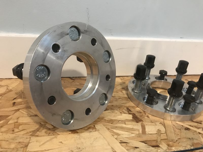 Porsche Wheels to BMW Hub custom wheel adapters lugs and bolts adaptec