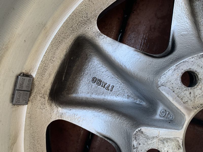 Set of linea corsa 17x9 17x11 wheels Pelican Parts Forums