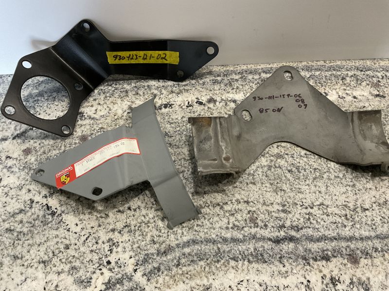 930 Turbo and muffler brackets. Pelican Parts Forums