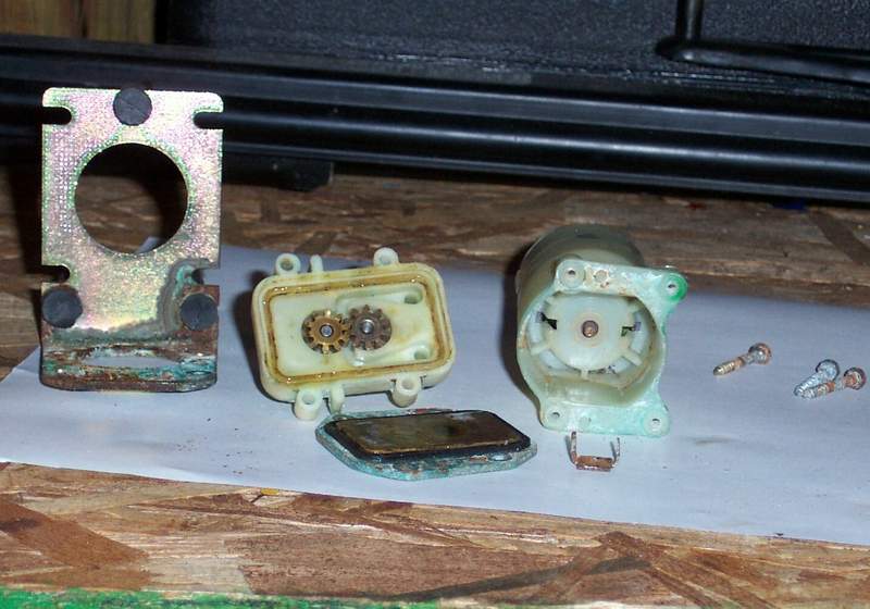 Windshield washer pump Pelican Parts Forums